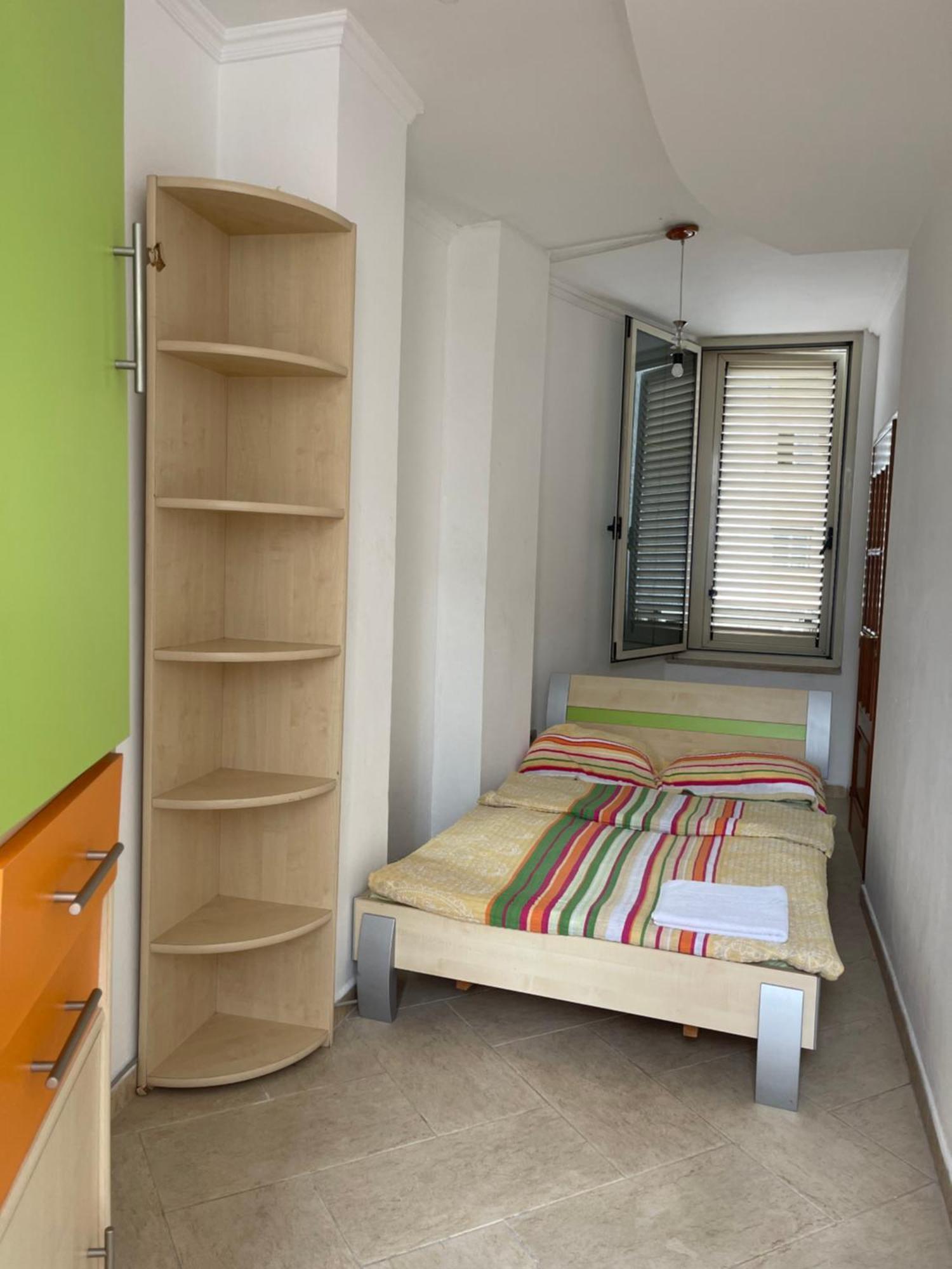 Albjona Guesthouse تيرانا الغرفة الصورة