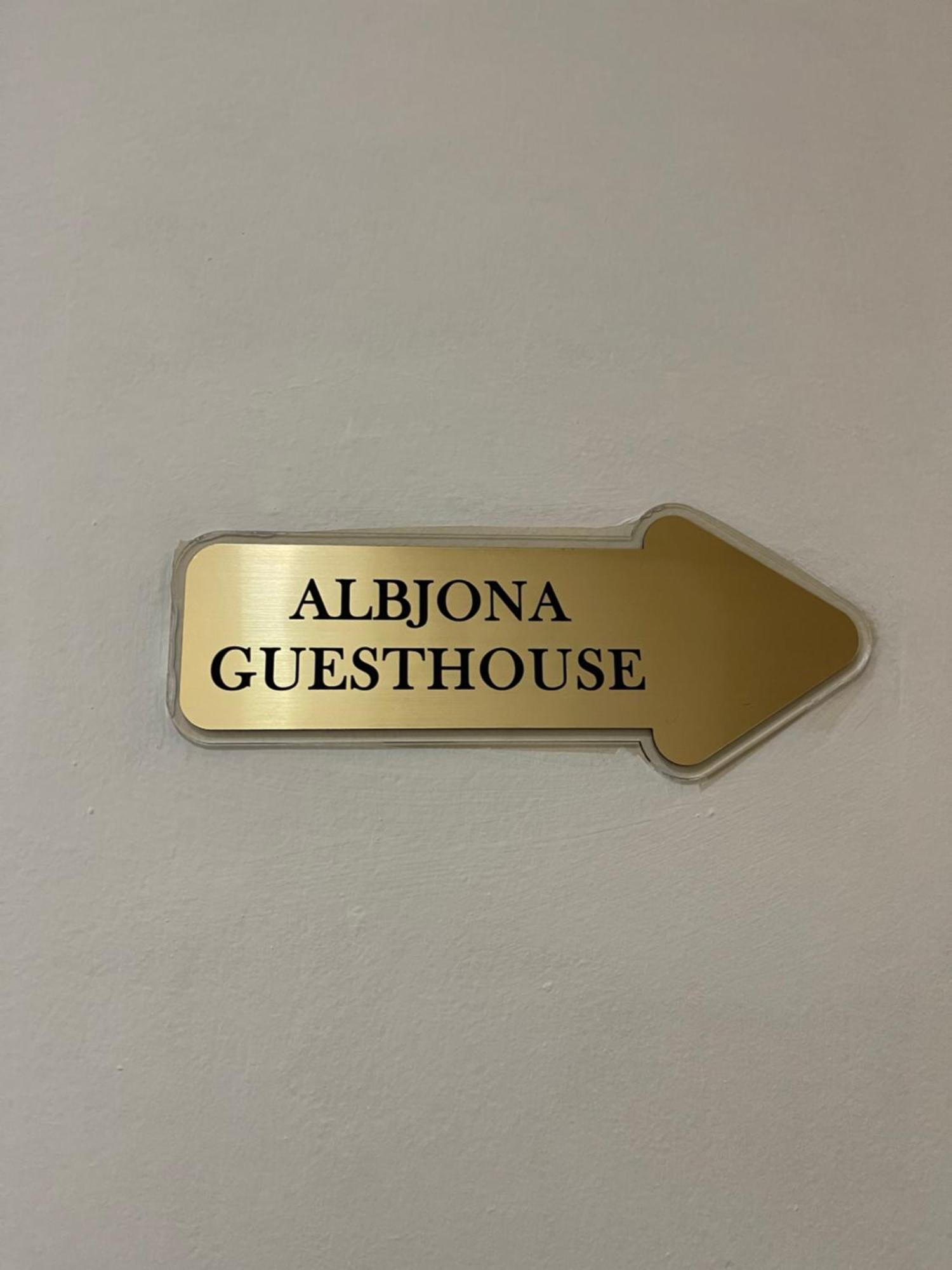 Albjona Guesthouse تيرانا المظهر الخارجي الصورة