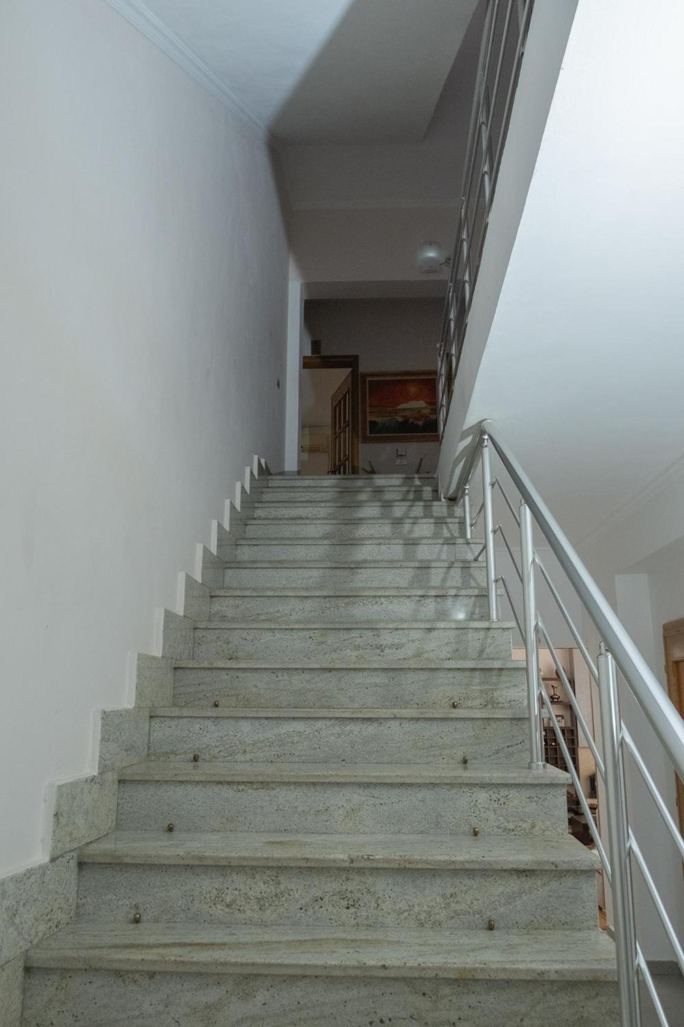 Albjona Guesthouse تيرانا المظهر الخارجي الصورة